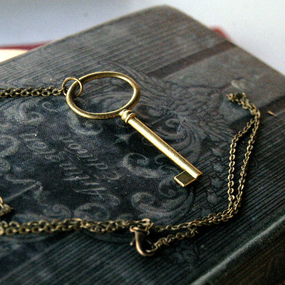 Bronze Key Necklace 4