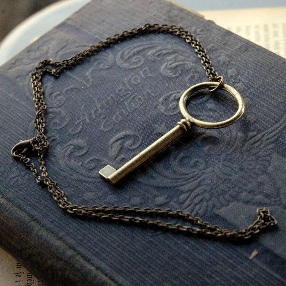 Bronze Key Necklace 4