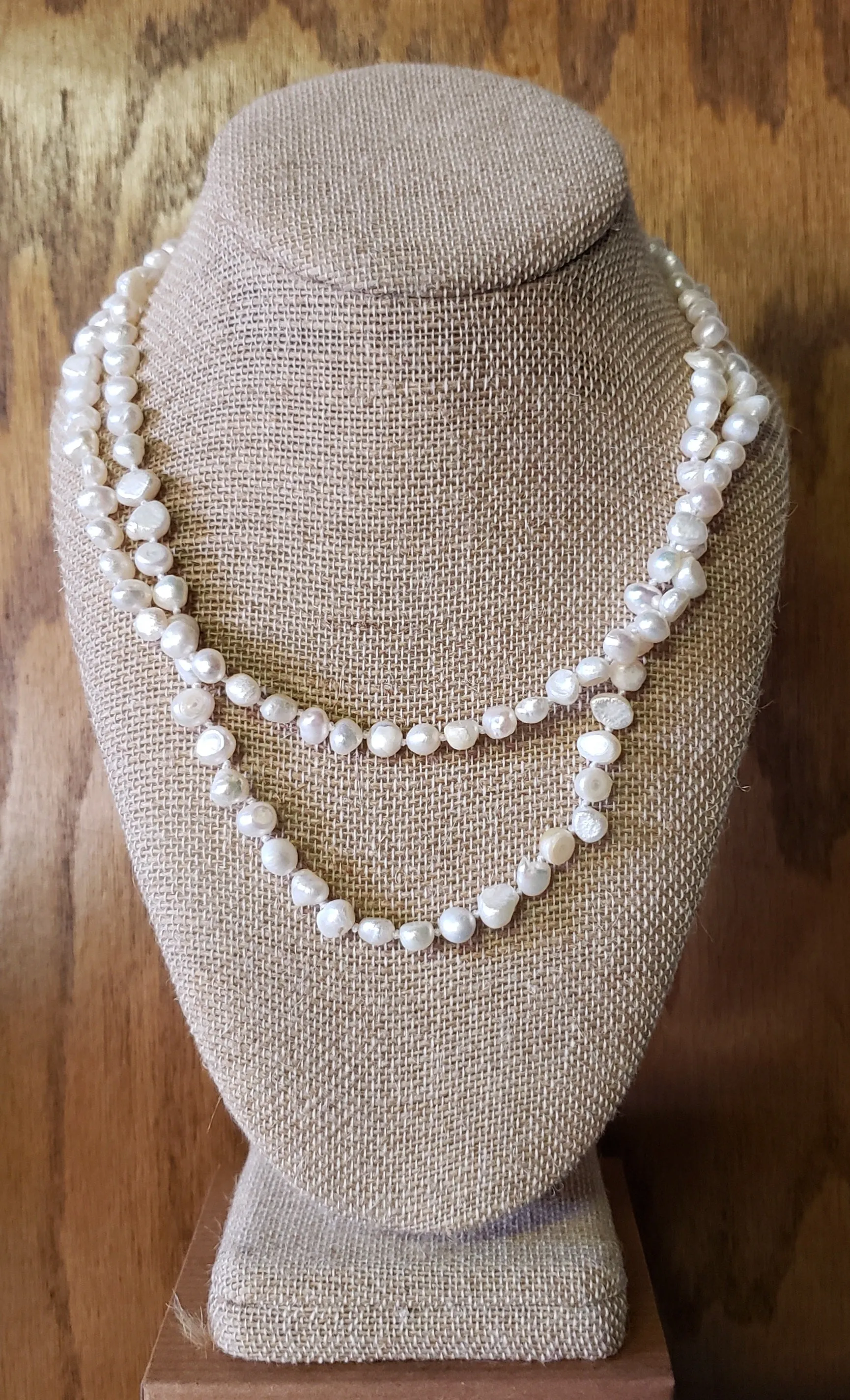 Classic Pearl Necklace