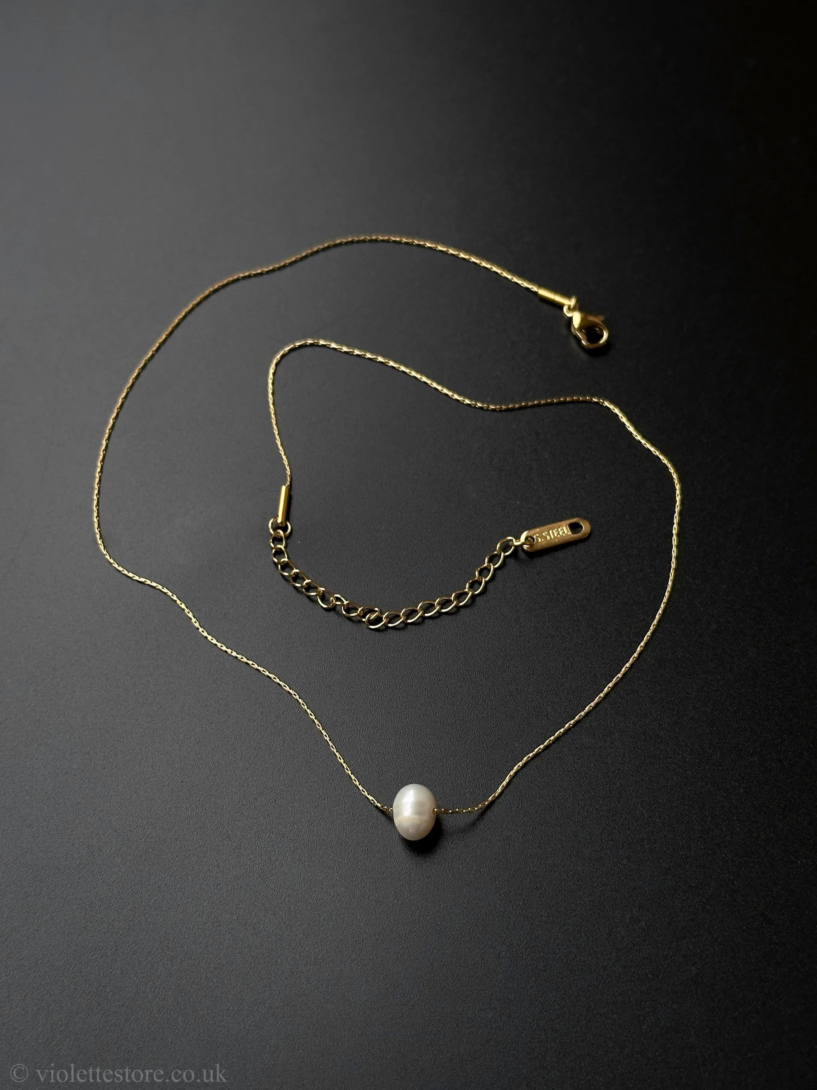 Dainty Pearl Necklace