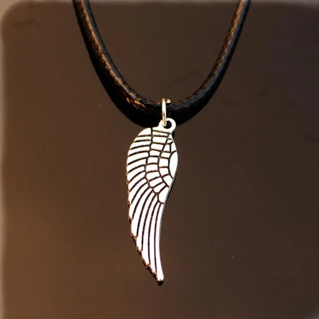 Exo 19 Style Men Bijoux Vinatge Silver Plated Wing Cross Love Leather Necklace Pendant For Women Chain Jewelry One Direction