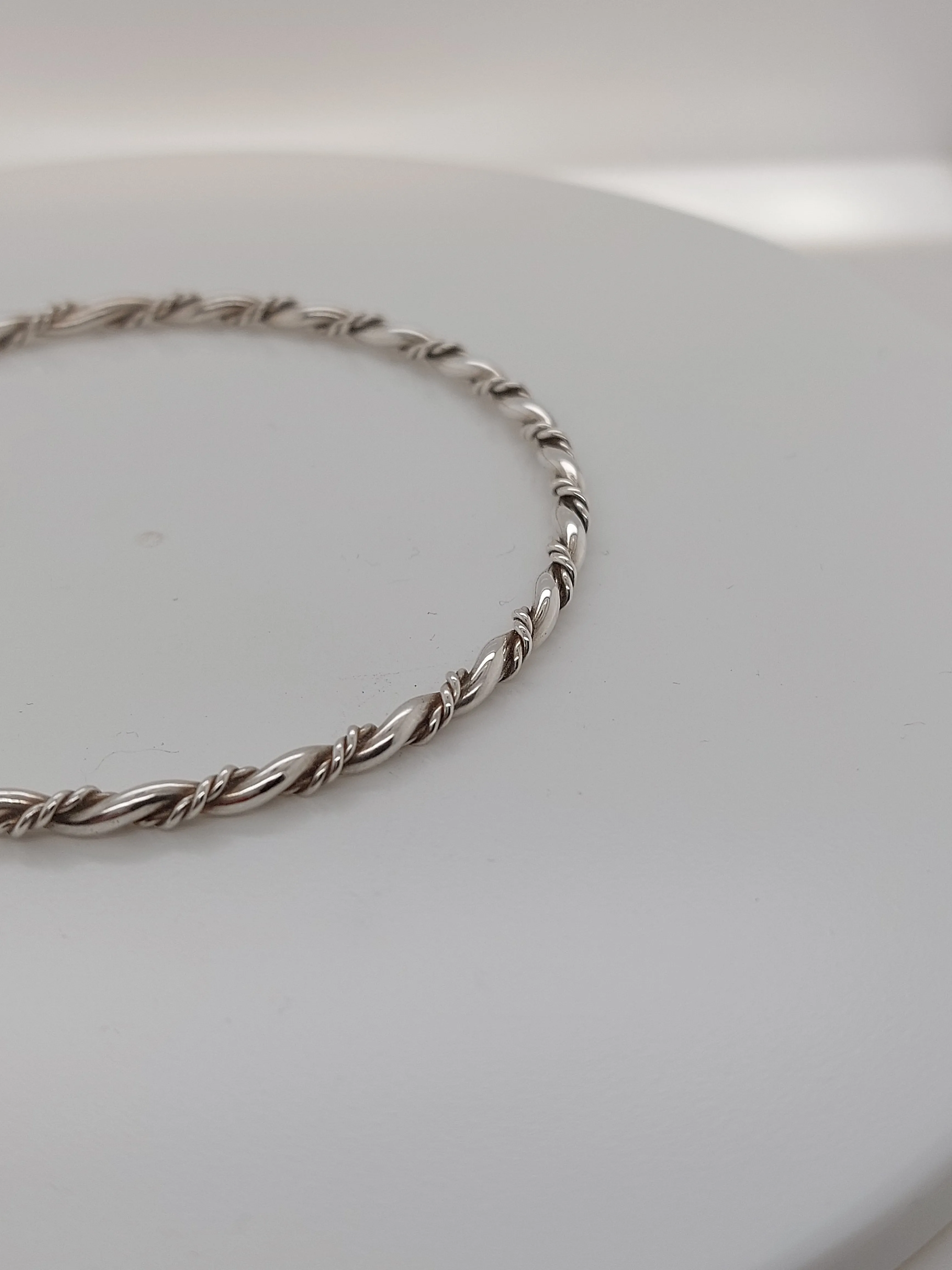 Fine Twisted Bangle