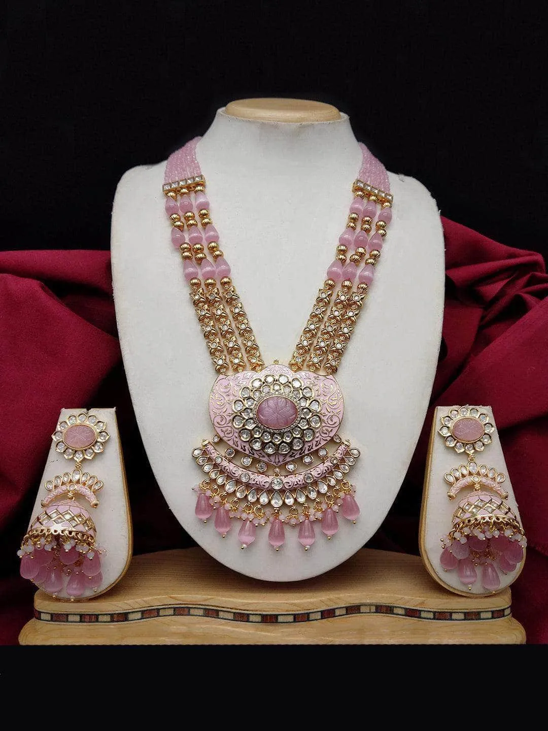 Kundan Rajwadi Pendent Jewellery Set