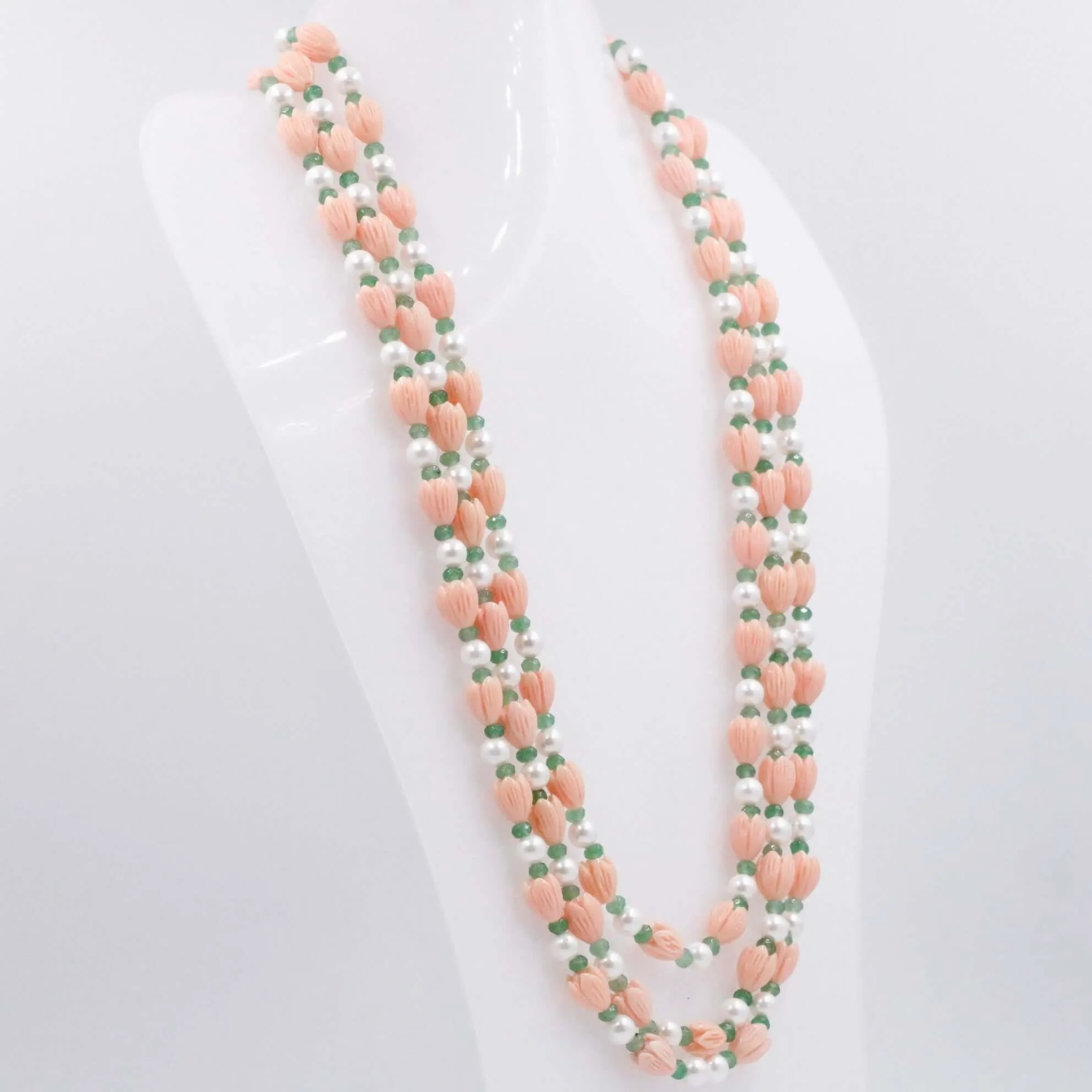 Layered Tulip w/ Shell Pearl Necklace Beaded Necklace Resin Tulip w/ Mother Of Pearl & Quartz Gemstone Necklace SKU 6143292