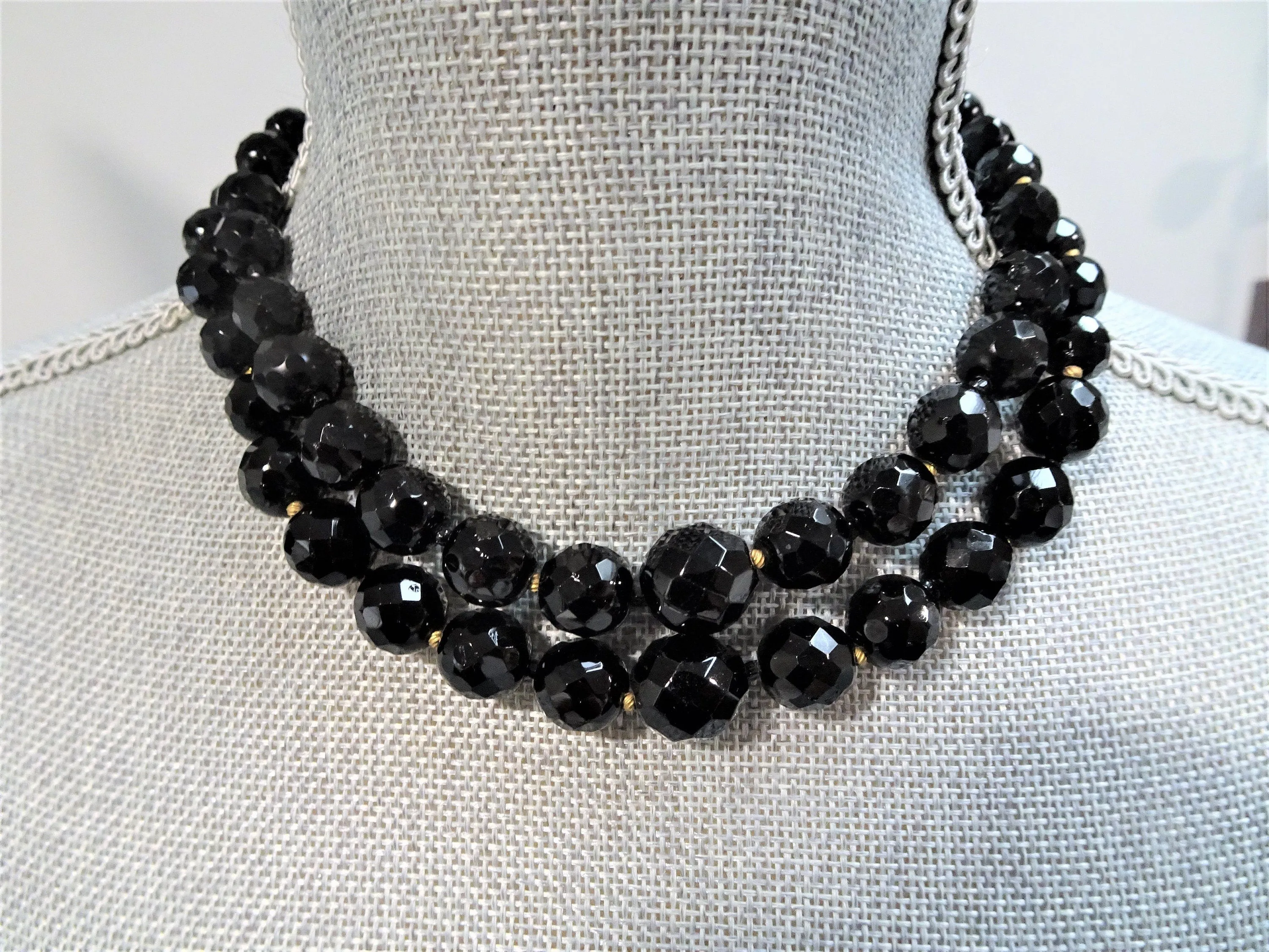 LOVELY Glittering French Jet Double Strand Necklace,Vintage Graduated Black Glass Beads, Mid Century Beaded Necklace,Collectible Jewelry