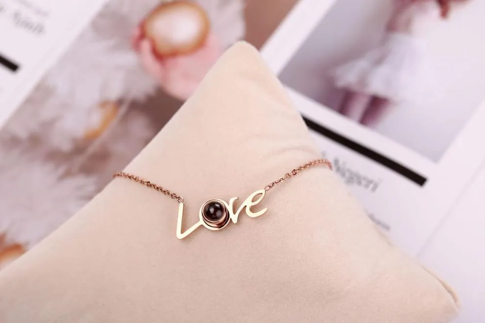 MEMORY OF LOVE NECKLACE