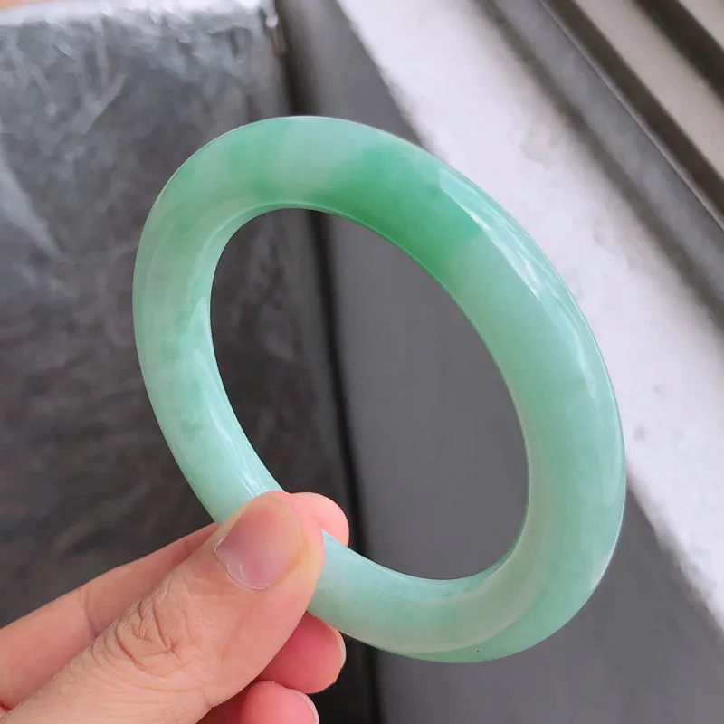 Natural Jade Bangle Jadeite Bangle Internal Diameter 56mm NBE075