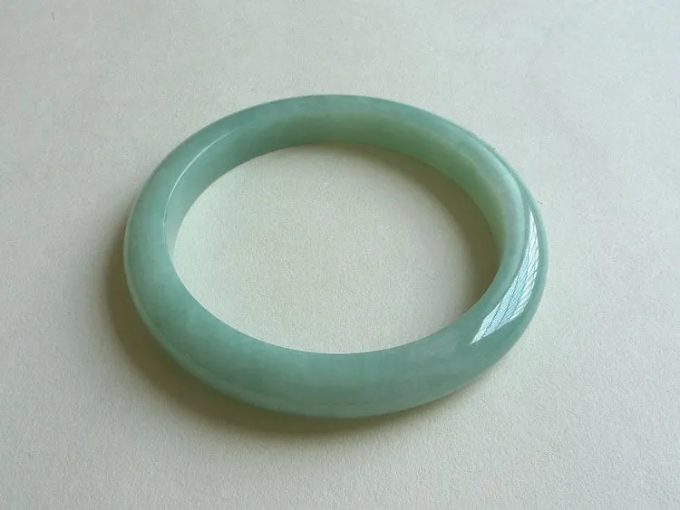 Natural Jade Bangle Jadeite Bangle Internal Diameter 59.4mm BER061