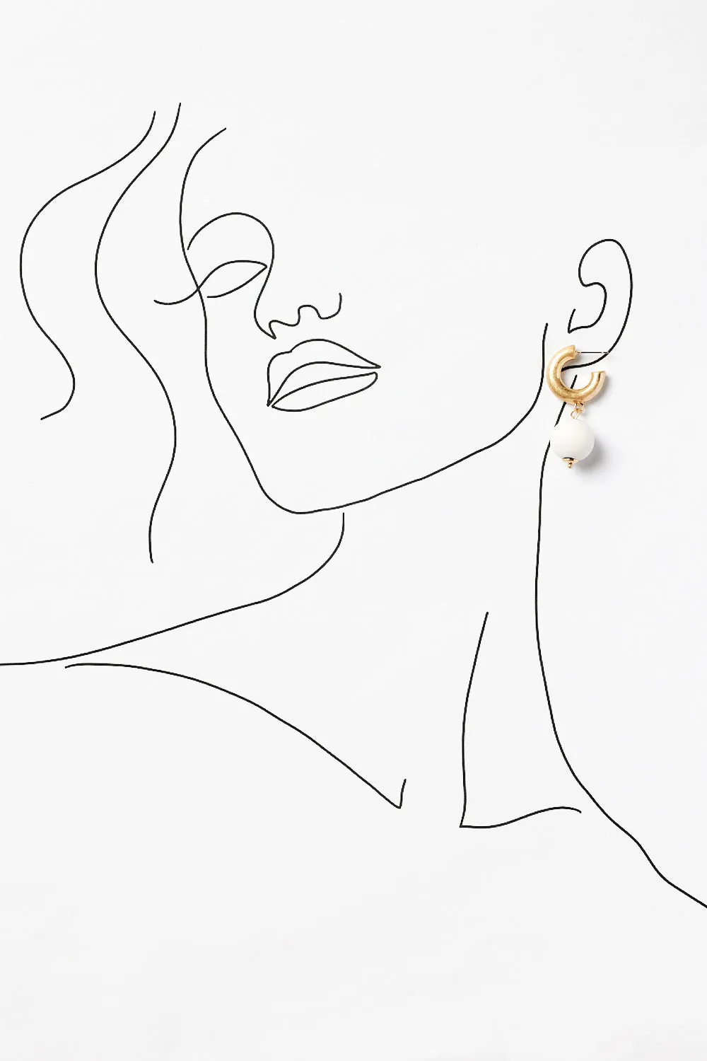 Playa Earrings in White