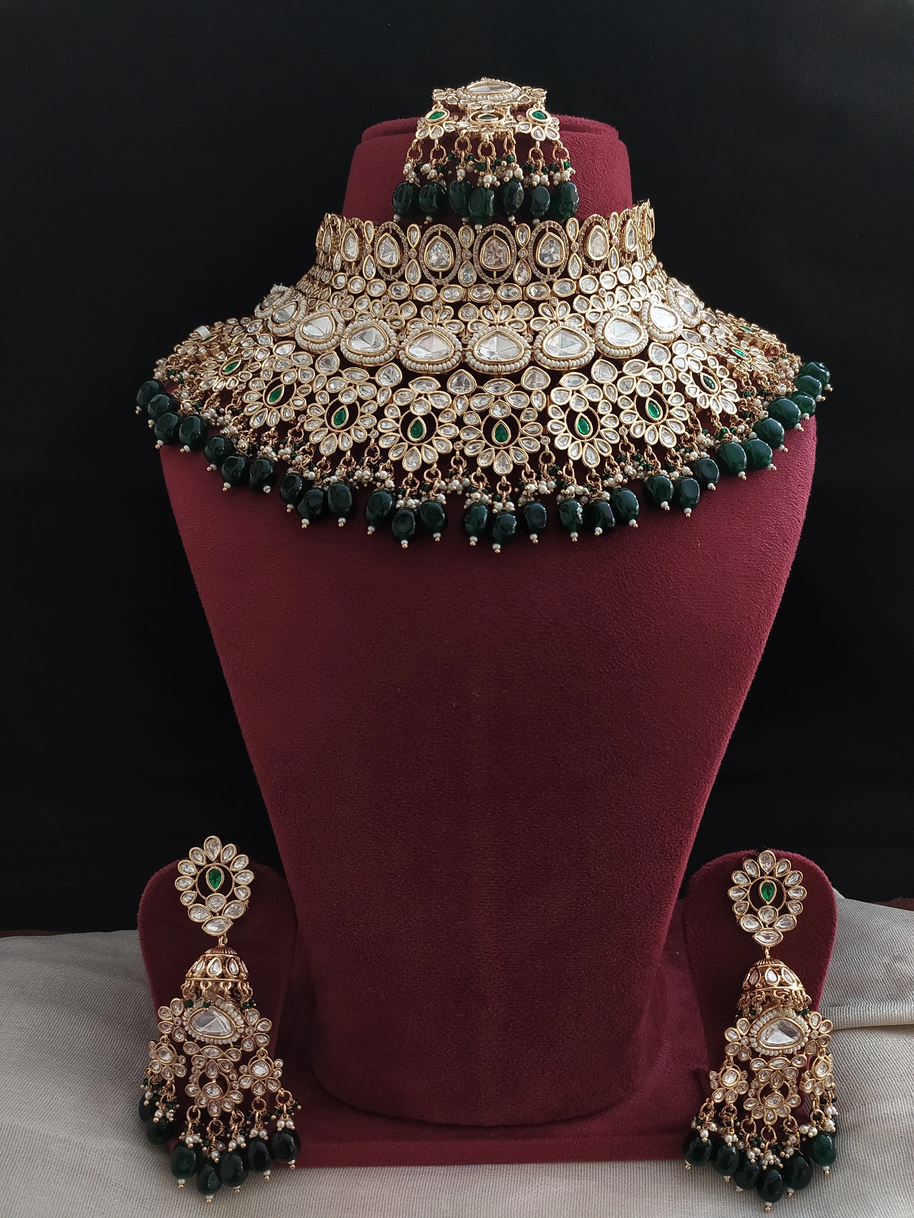 Radiate Regal Grandeur Kundan Meenakari Mesmerizing Full Neck Heavy Necklace Set