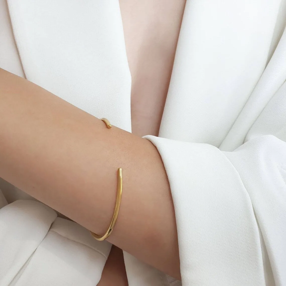 Solid Gold Bangle