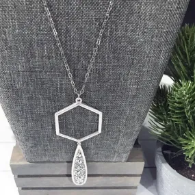 Sparkling Silver Stone Pendant Necklace