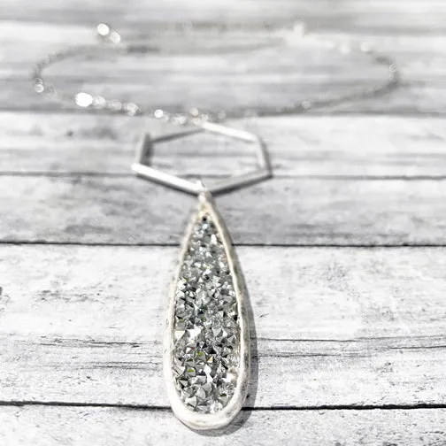 Sparkling Silver Stone Pendant Necklace