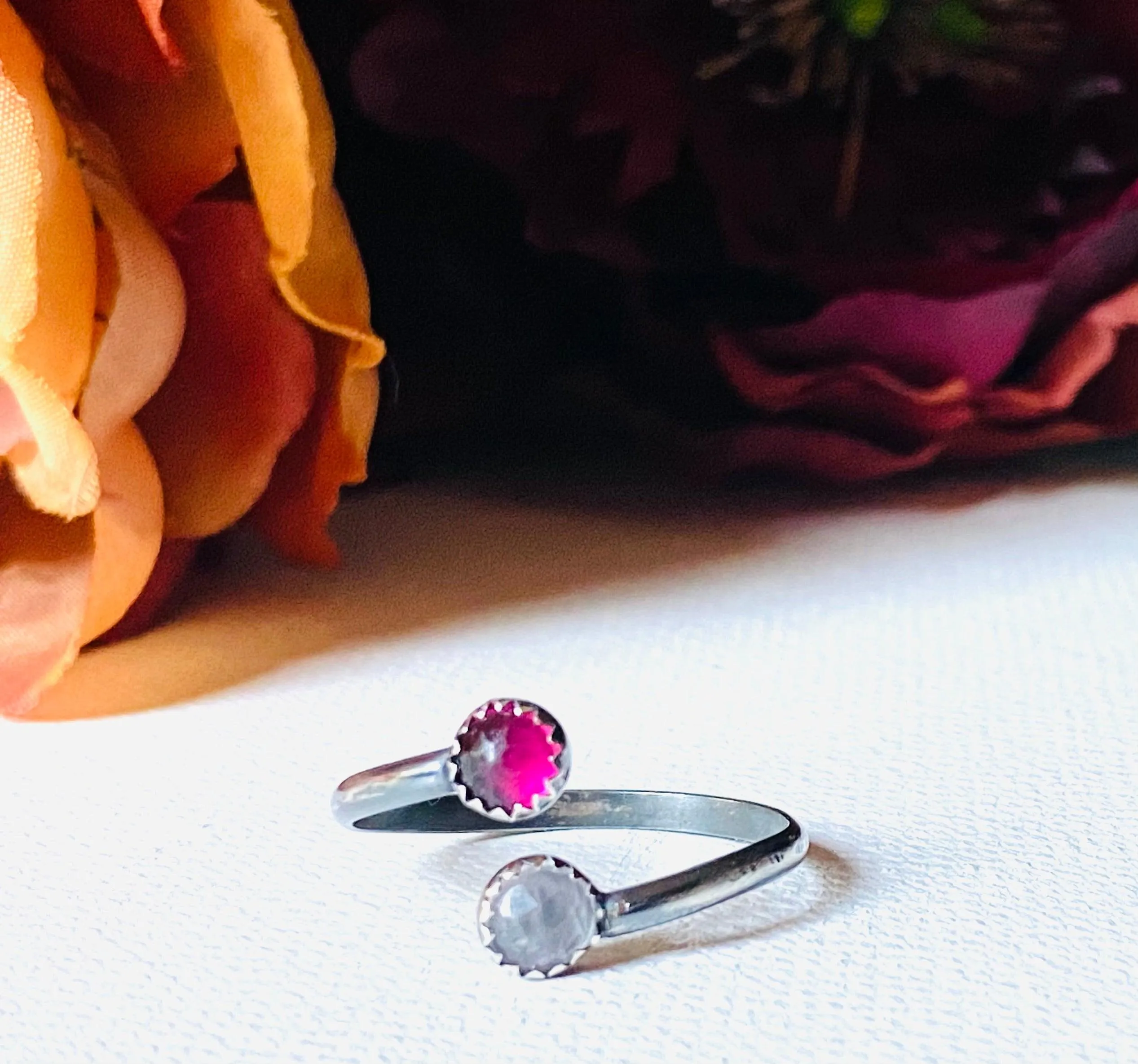 Two Tone Pink Quartz Ring, Ring with Pink Quartz Gemstones