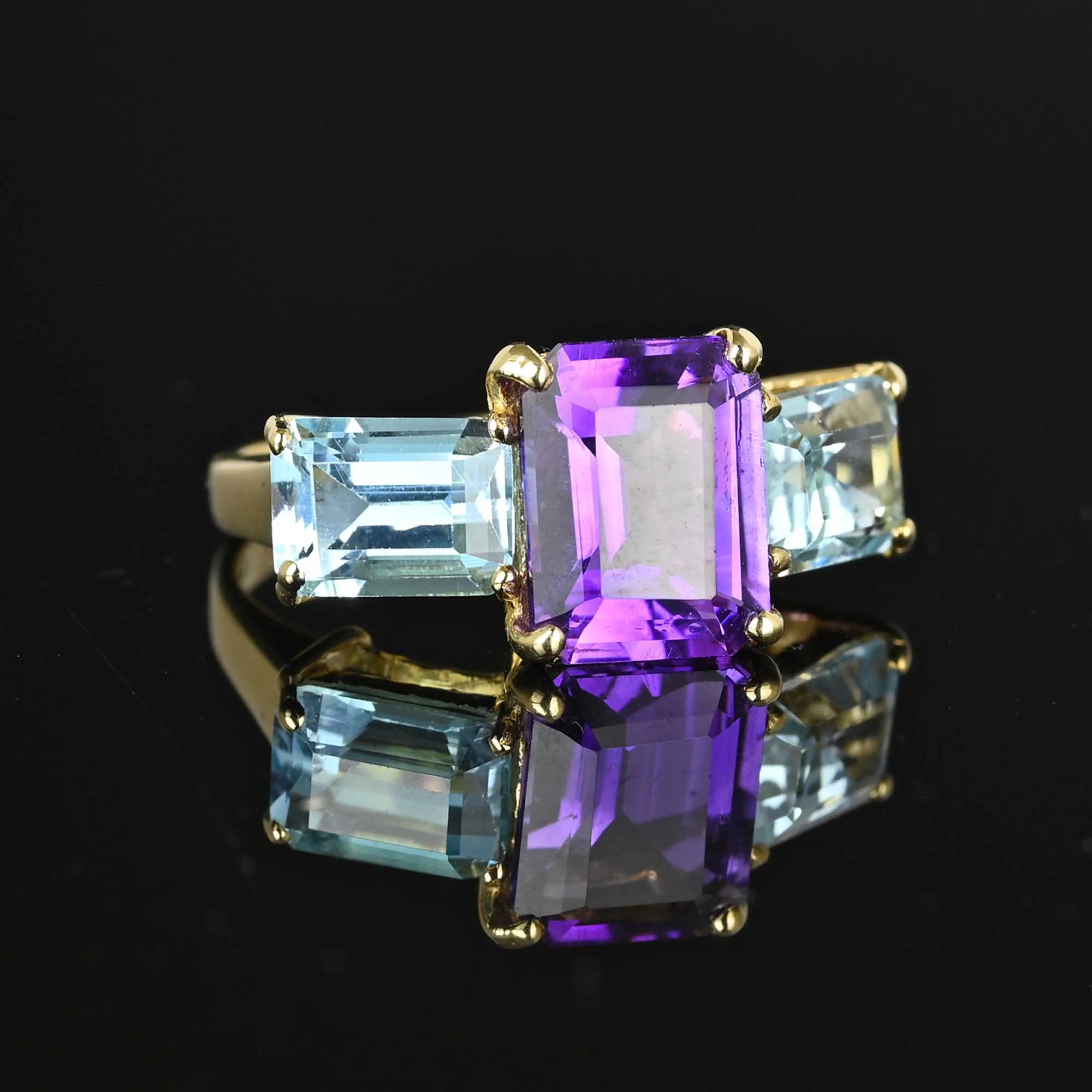 Vintage Emerald Cut Blue Topaz Amethyst Ring in 14K Gold